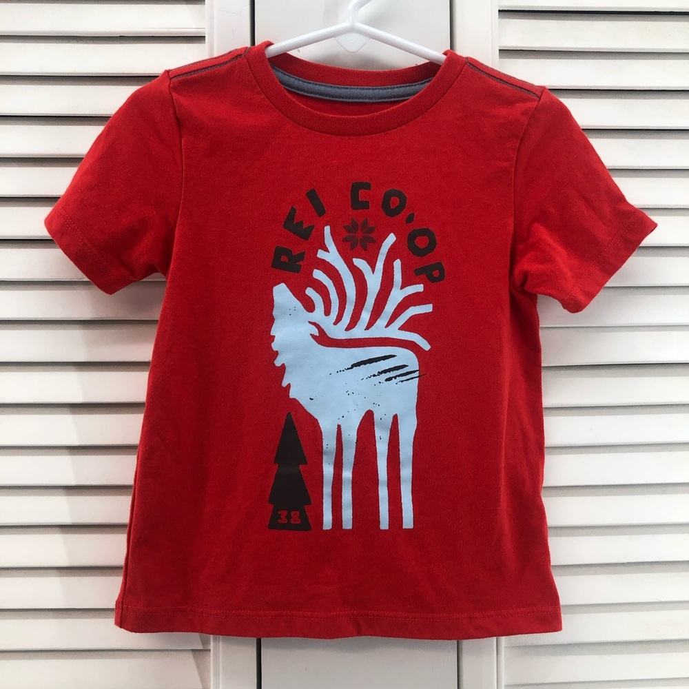 Rei coop tee  size 3T Red Graphic T-Shirt